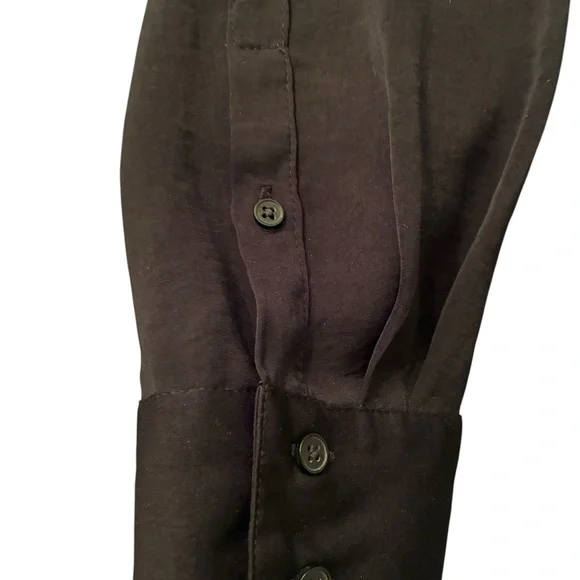 Banana Republic Classic Black Button Down Shirt‎ - Picture 6 of 8